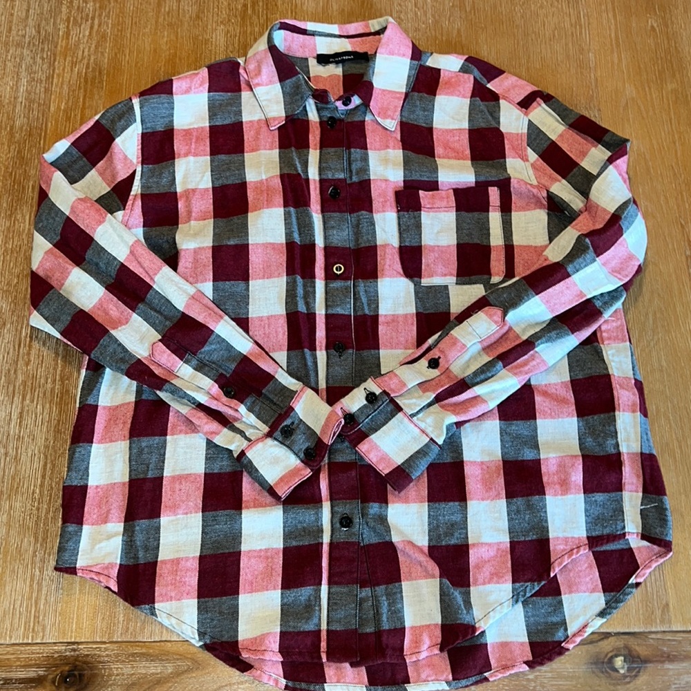 Olivaceous flannel shirt. Size M. NWOT.